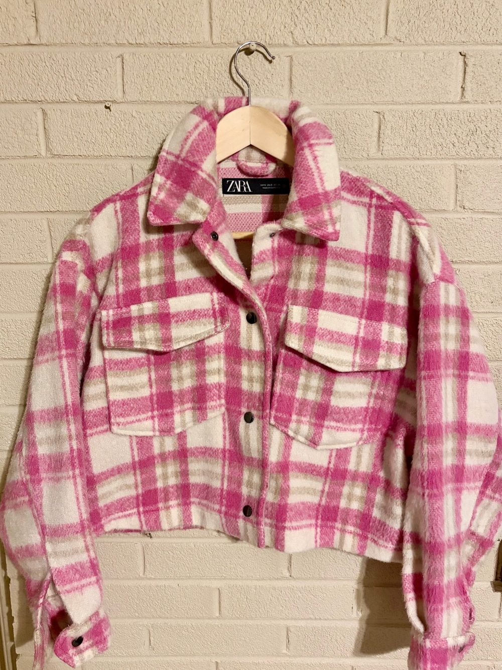 ZARA Pink & Cream Plaid Cropped Shacket Overshirt Jacket